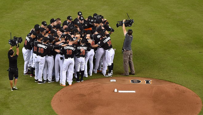 Giancarlo Stanton gives an emotional pregame speech before the Marlins game against the Mets.
