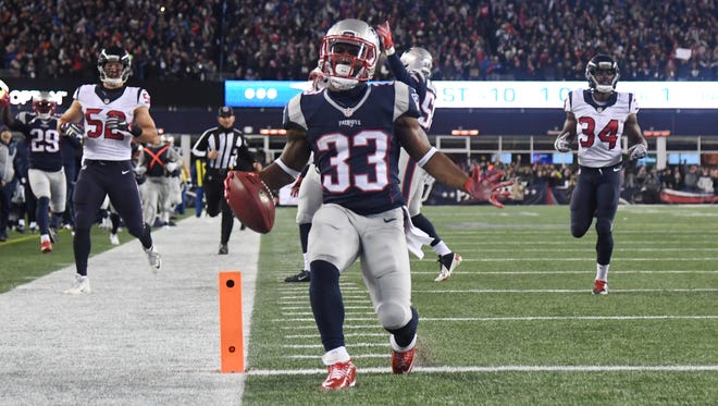Divisional round: The Houston Texans didn't fare much better in their second shot against the Patriots, falling 34-16. Dion Lewis had three touchdowns (receiving, kickoff return, running) and New England's defense once again flustered Brock Osweiler.