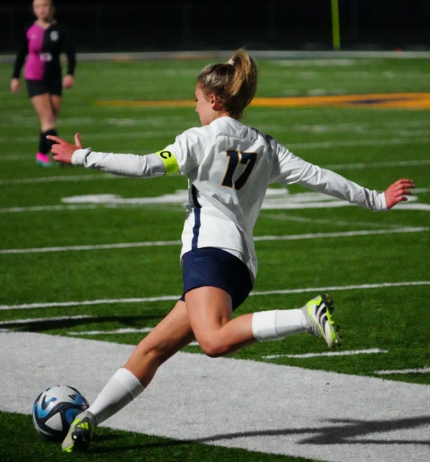 Brookfield Academy's Claire Tracy (17) lines up a kick during the match at Kettle Moraine on Friday, April 5, 2024.